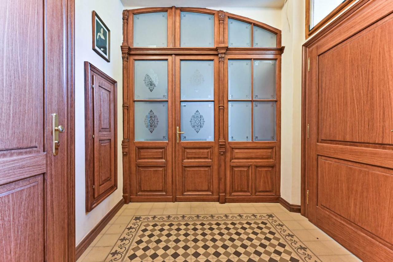 Apartment Nebovidy I - Historic Centre - Terrace - Air Conditioning